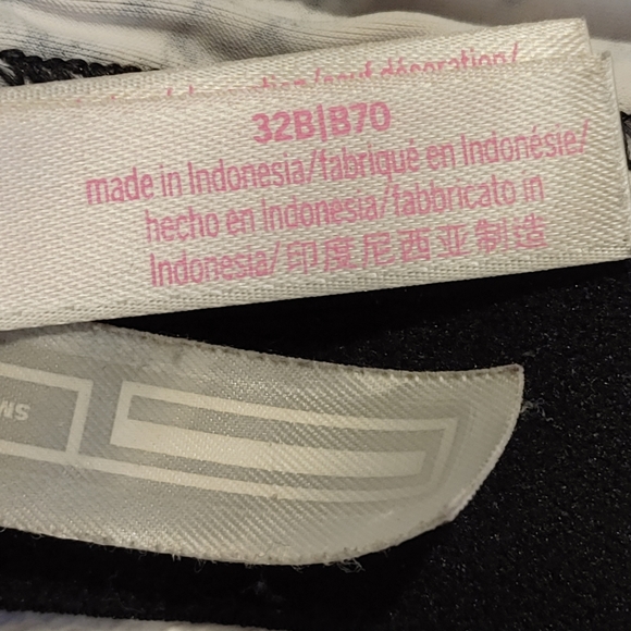 Victoria's Secret Wear Everywhere Padded Bra Size 32B - Picture 8 of 10